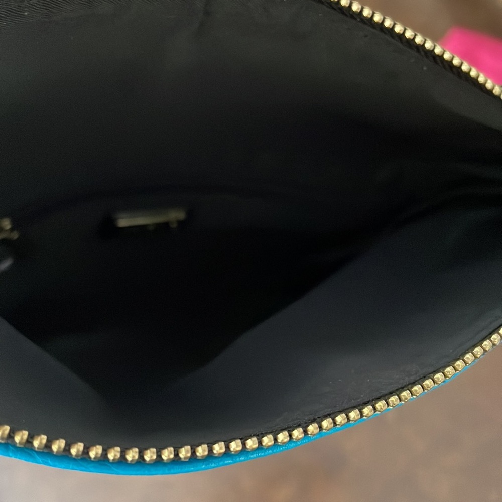 Cache Wristlet - image 3